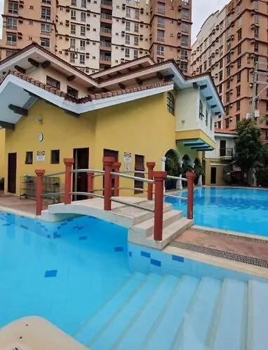 Near Airport Cozy Style With Pool 7a